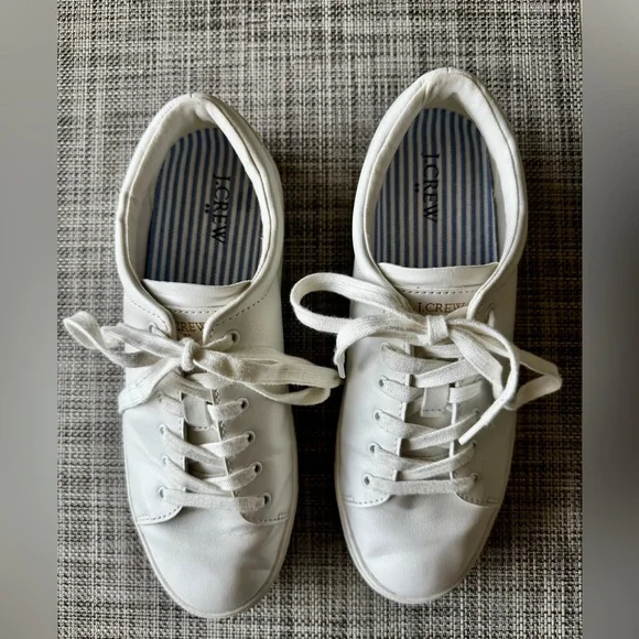 J. Crew Women’s Road Trip Sneakers in classic white, size 9. Style #:BC186 - Picture 6 of 12